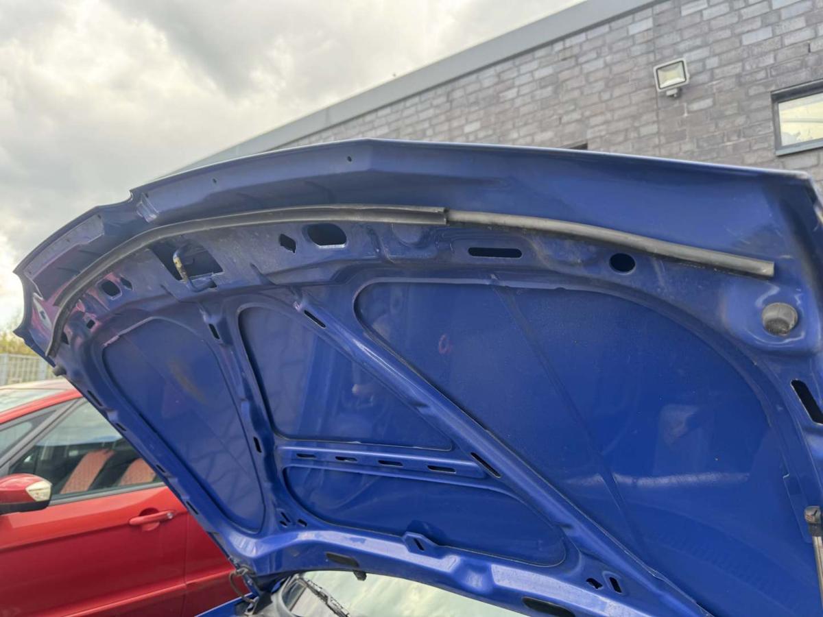 VW Golf 4 original Motorhaube LA5C Surfblau Bj.2001
